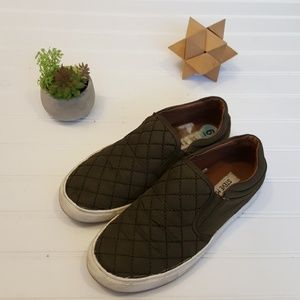 Steve Madden Slip Ons